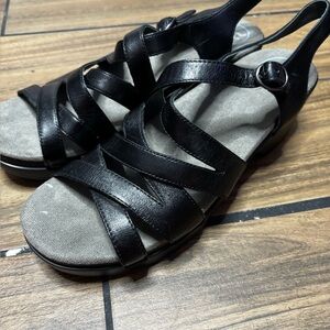 Dansko Stevie Sandals Black Leather Womens 43/12.5 Buckle Strappy Slingback